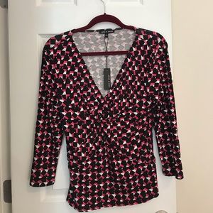 NWT cable and Gauge multi color top